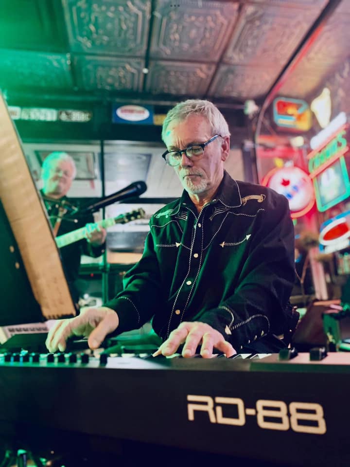 Don Delorme will be playing at the Lavigne Tavern, November 29, 2025.